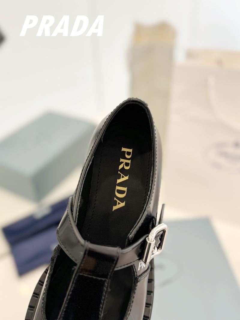 Prada Low Shoes